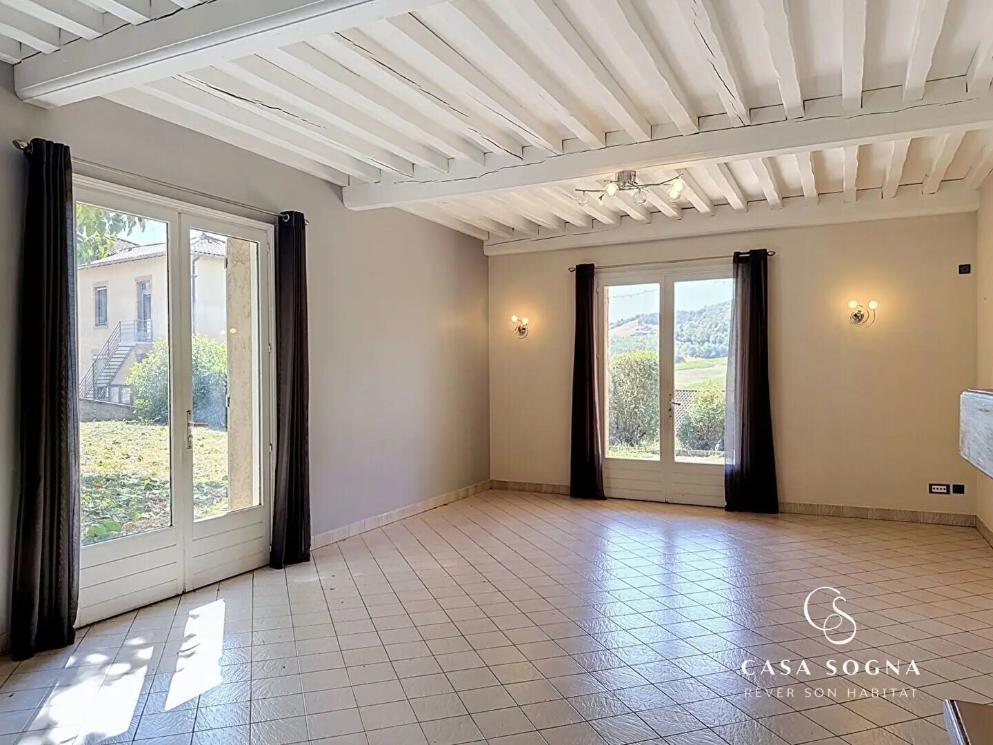 Maison à vendre, 138m², Vaux-en-Beaujolais