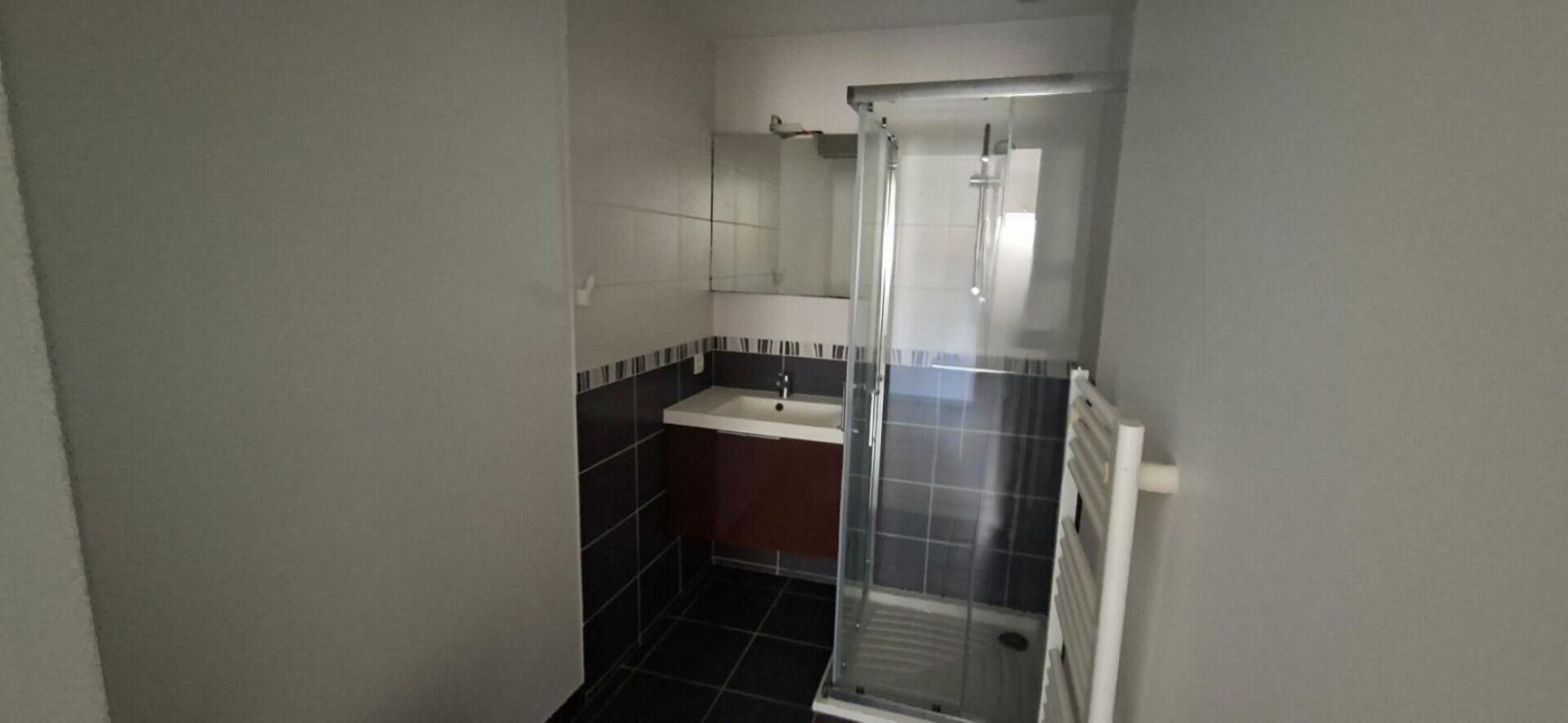 Maison à louer, 29m², Gorges
