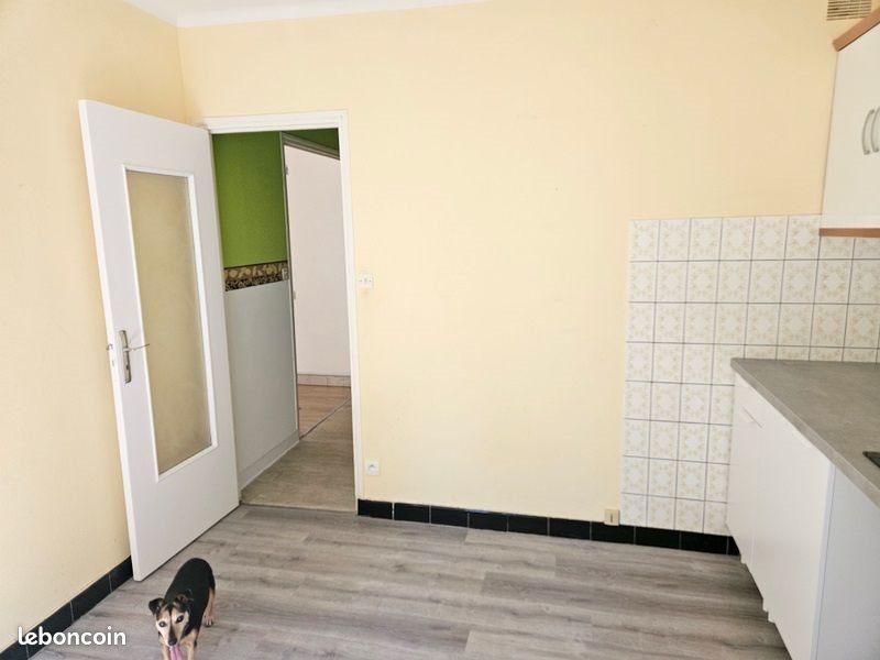 Appartement à louer, 96m², Quintin