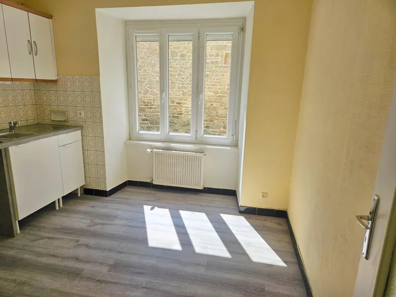 Appartement à louer, 95m², Quintin