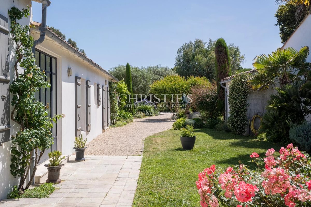Maison à vendre, 1421m², La Flotte
