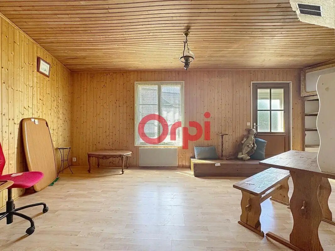 Maison à vendre, 101m², Ambon