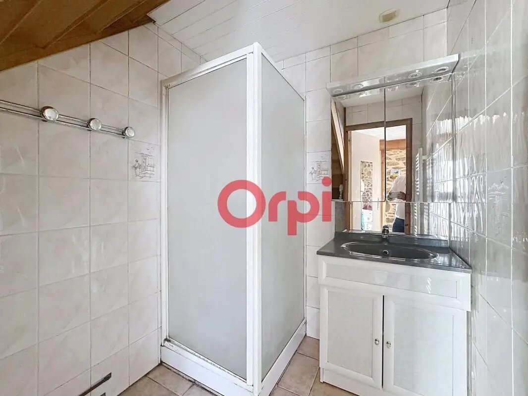 Maison à vendre, 101m², Ambon