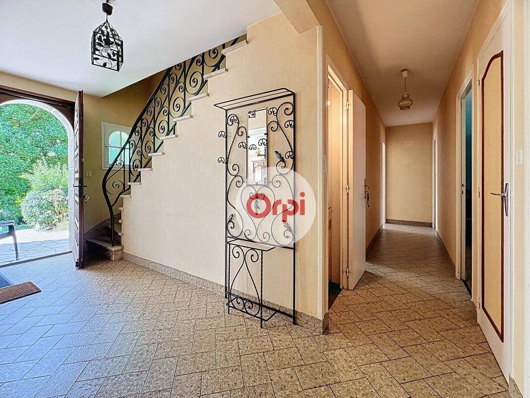 Maison à vendre, 180m², Pluherlin