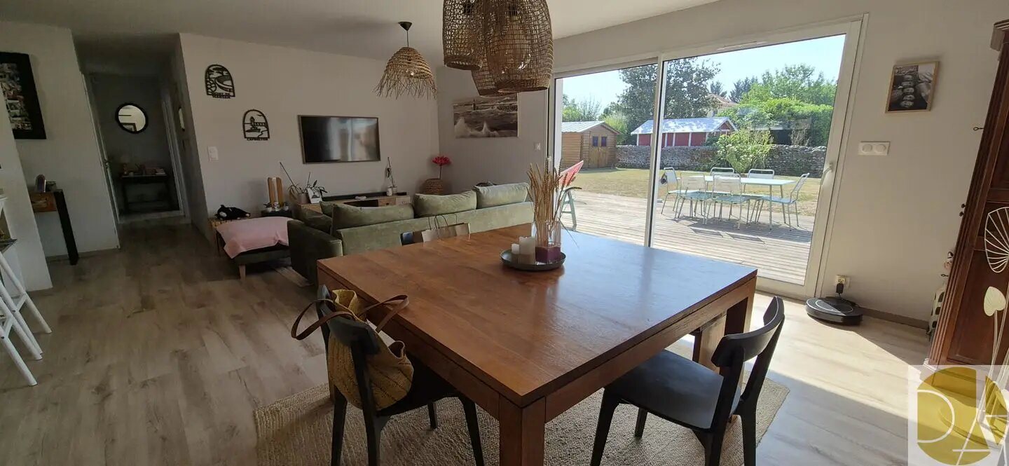 Maison à vendre, 97m², Uzos