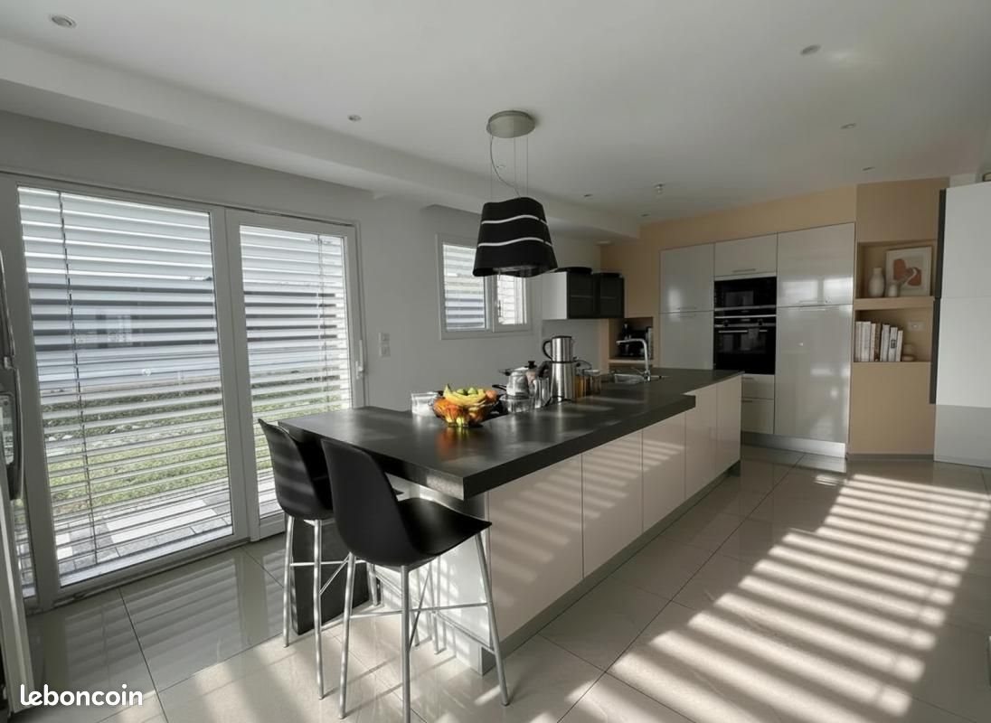 Maison à vendre, 130m², Denney