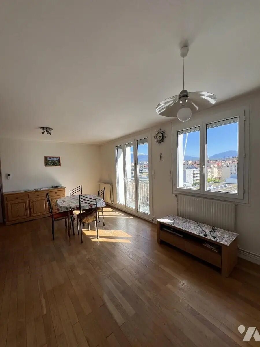 Appartement à vendre, 69m², Grenoble