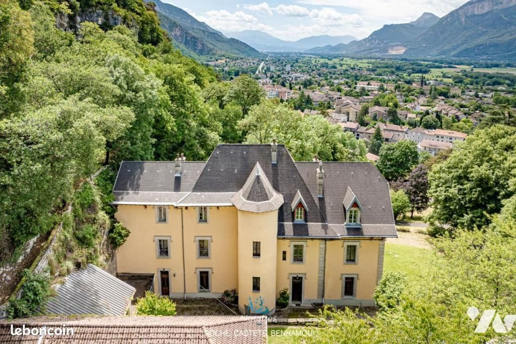 Maison à vendre, 573m², Voreppe