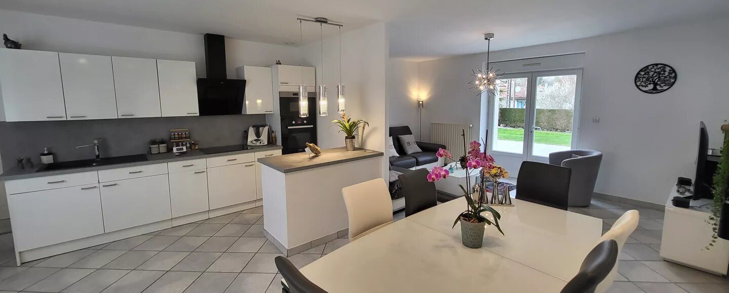 Maison à vendre, 132m², Saint-Bazile