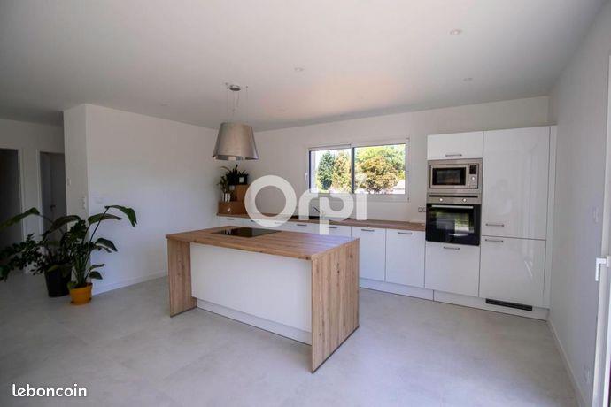 Maison à vendre, 117m², Feytiat