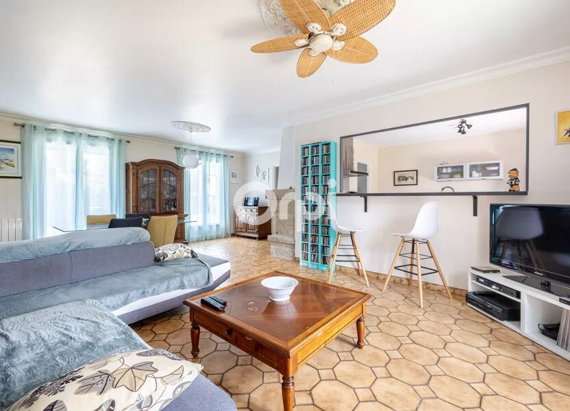 Maison à vendre, 170m², Saint-Laurent-sur-Gorre