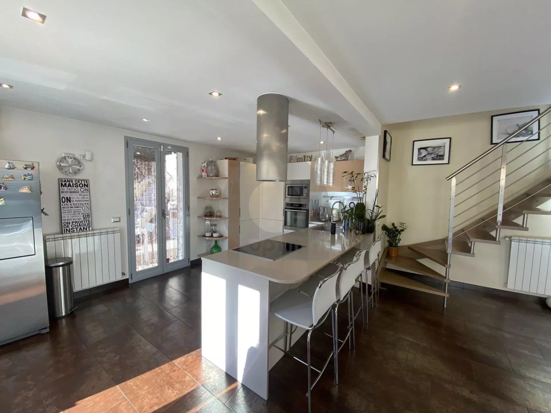 Maison à vendre, 139m², Sospel