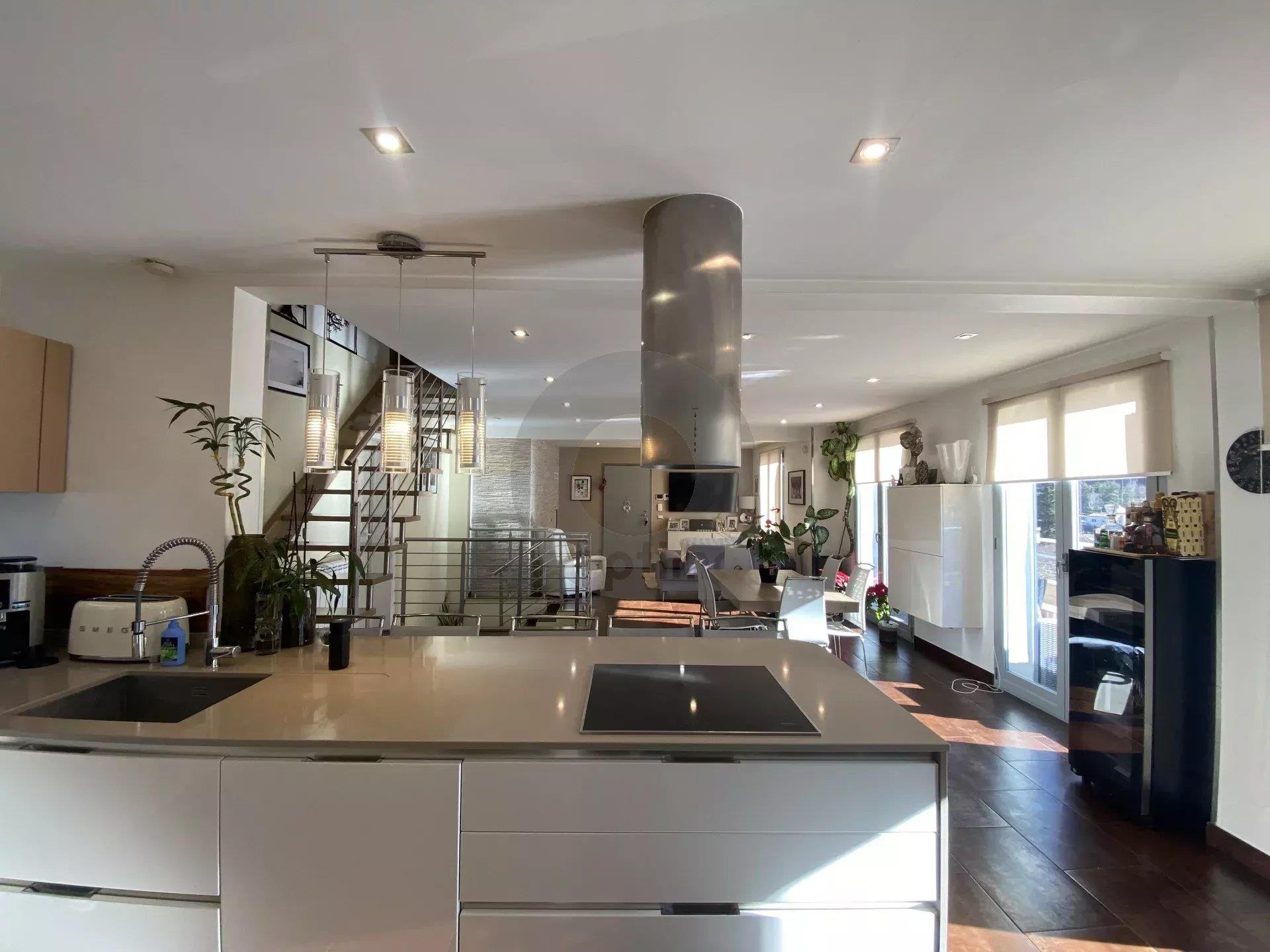 Maison à vendre, 139m², Sospel