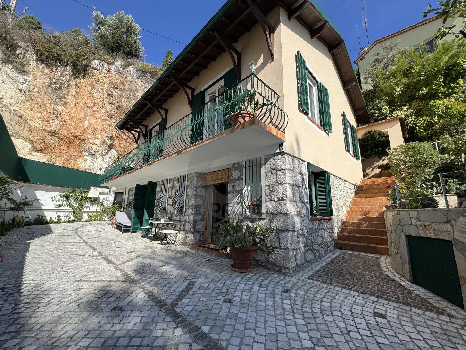 Maison à vendre, 130m², Roquebrune-Cap-Martin