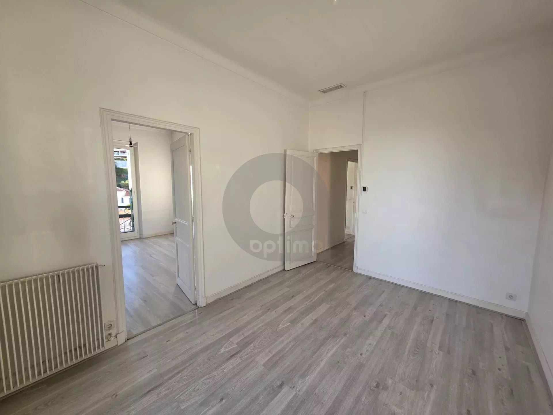 Appartement à vendre, 105m², Menton