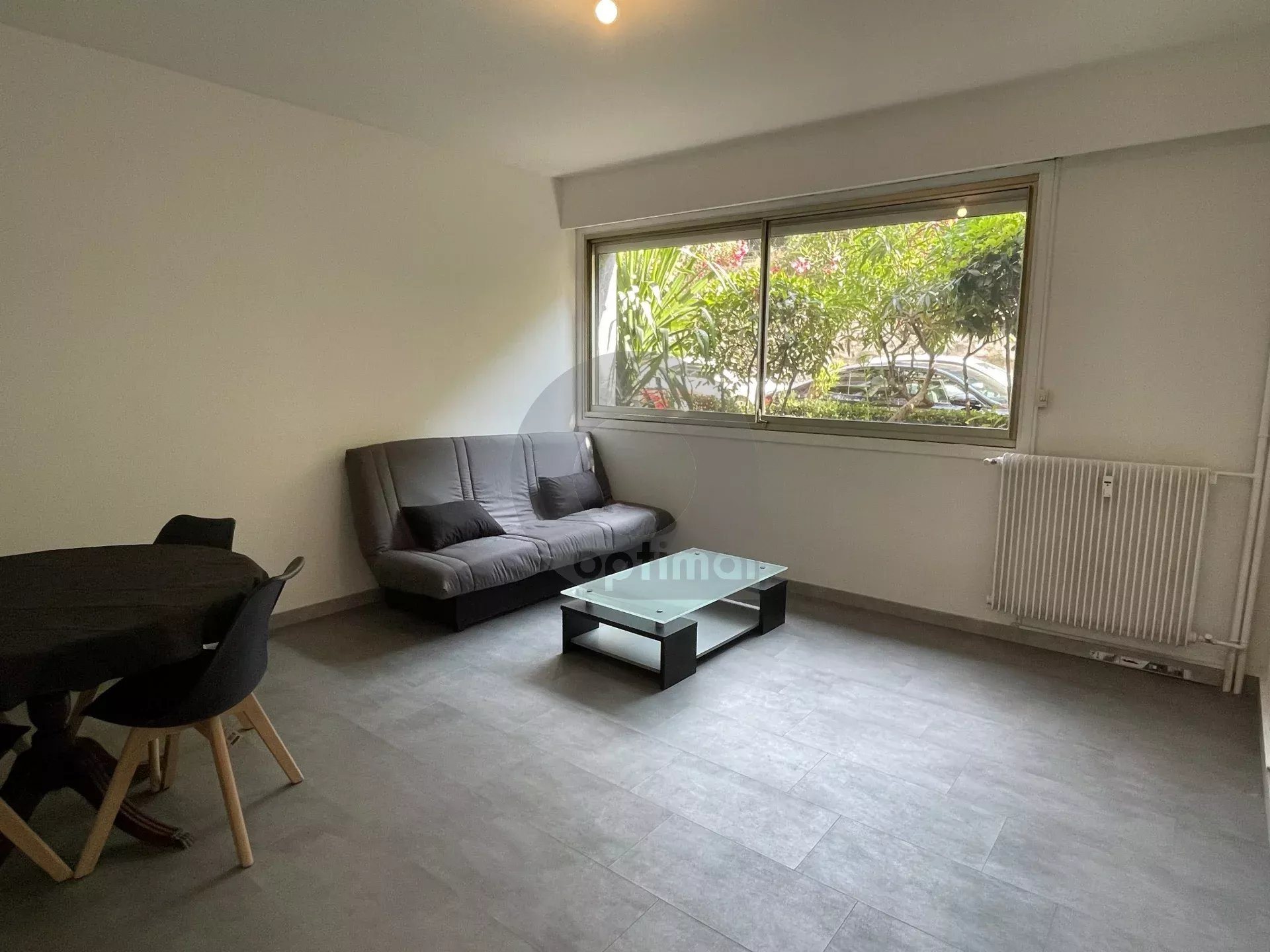 Appartement à louer, 48m², Menton