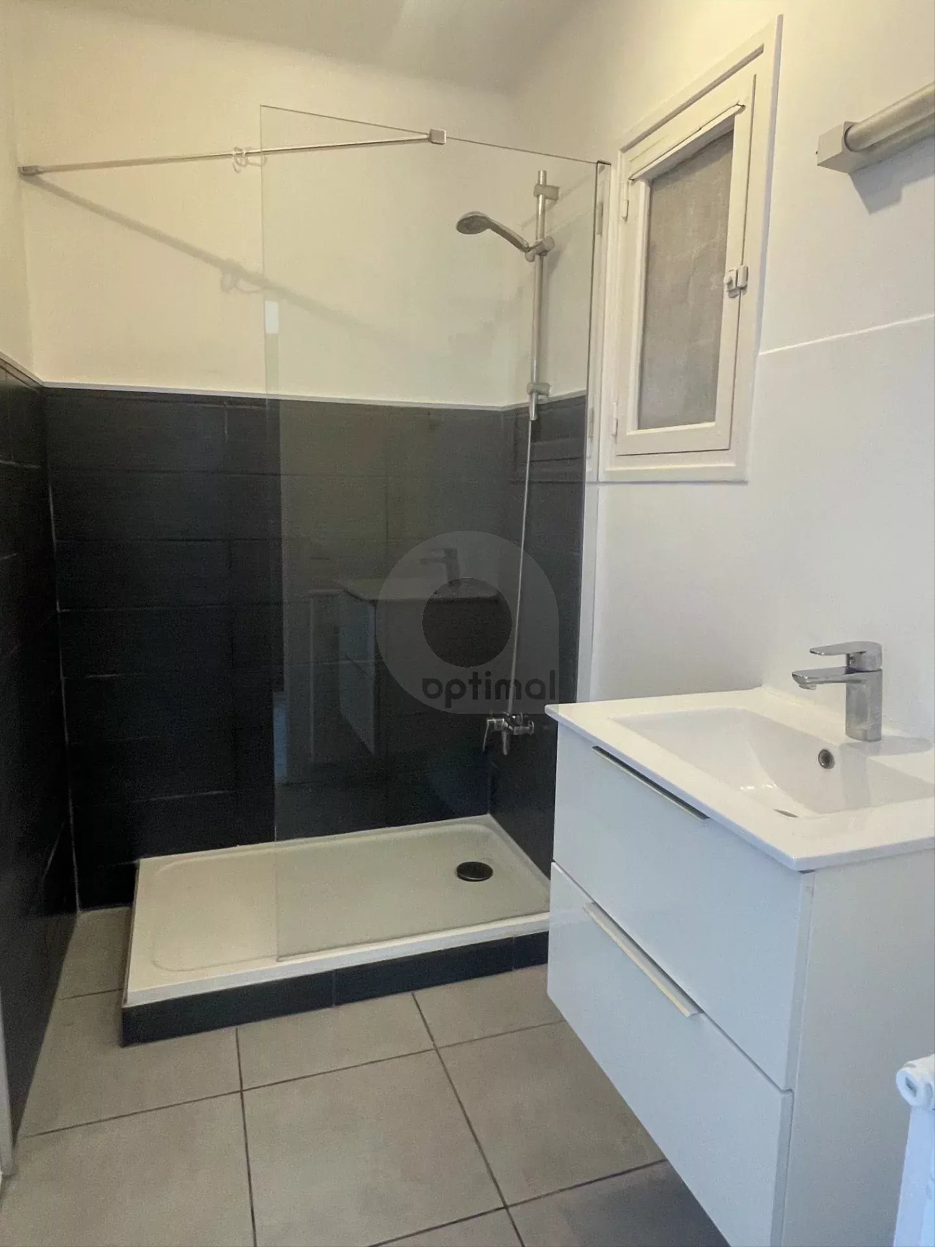 Appartement à louer, 27m², Menton
