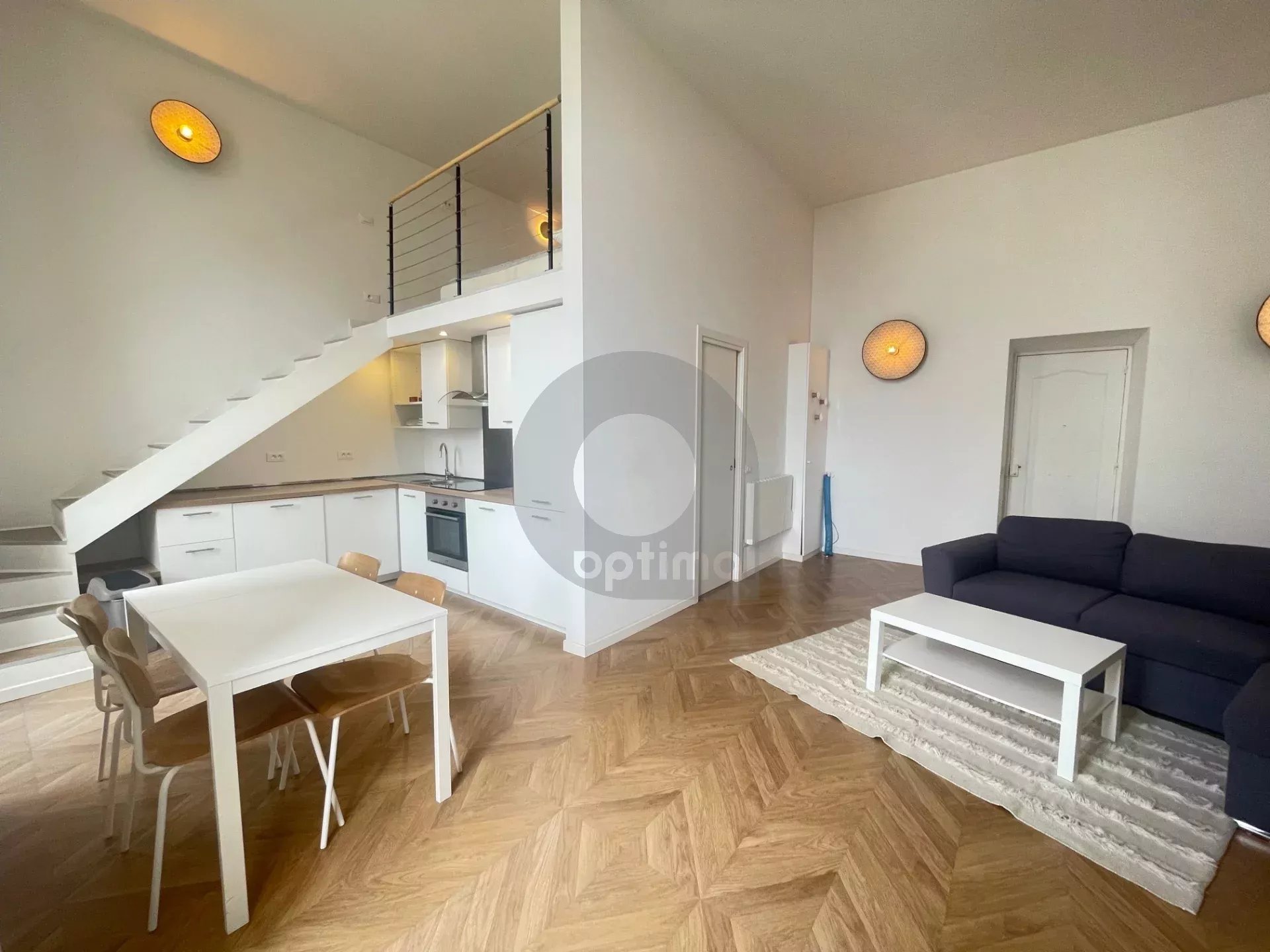 Appartement à louer, 42m², Menton