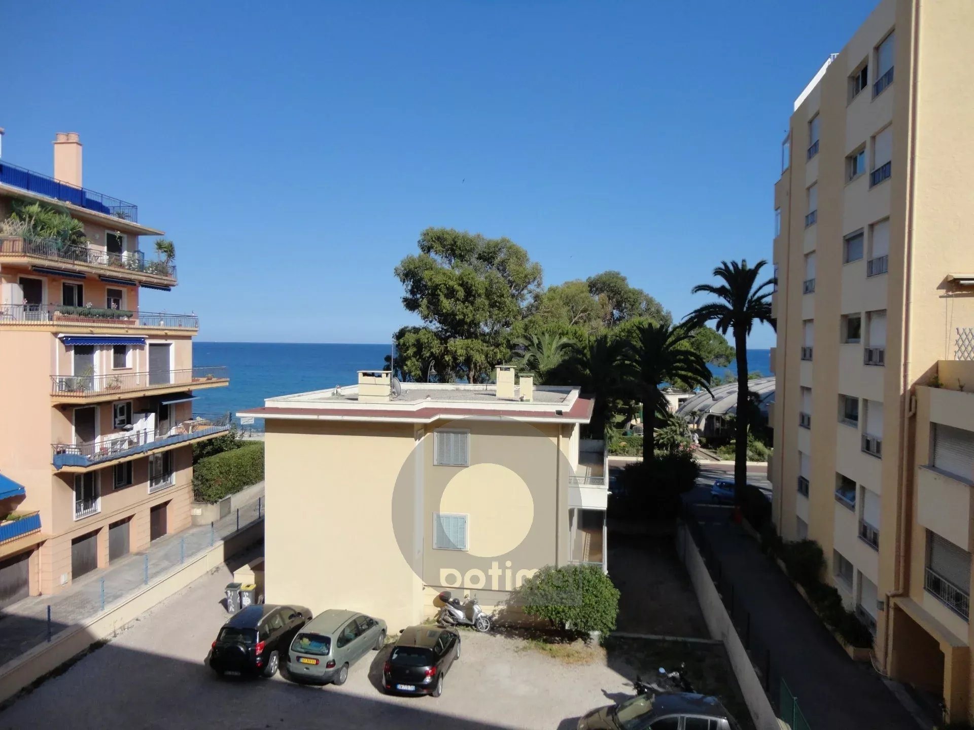 Appartement à louer, 40m², Roquebrune-Cap-Martin