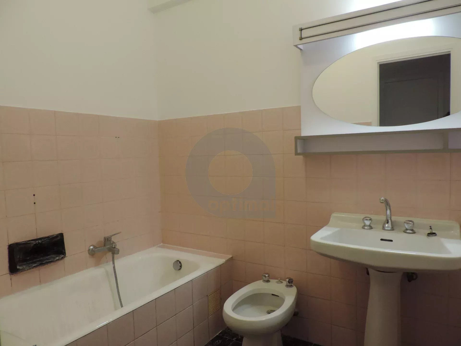 Appartement à louer, 28m², Roquebrune-Cap-Martin
