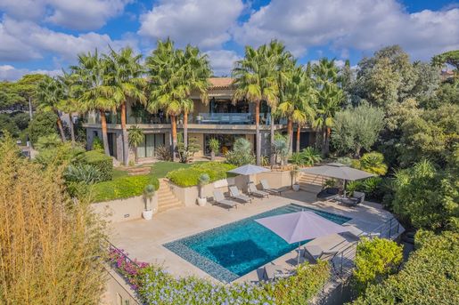 Maison 6 pièces 710 m² · à Sainte-Maxime · 710 m² · 8 500 000 €