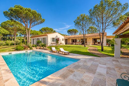 Maison 5 pièces 200 m² · à Grimaud · 200 m² · 2 450 000 €