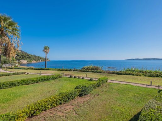 Appartement 4 pièces 80 m² · à Sainte-Maxime · 80 m² · 875 000 €