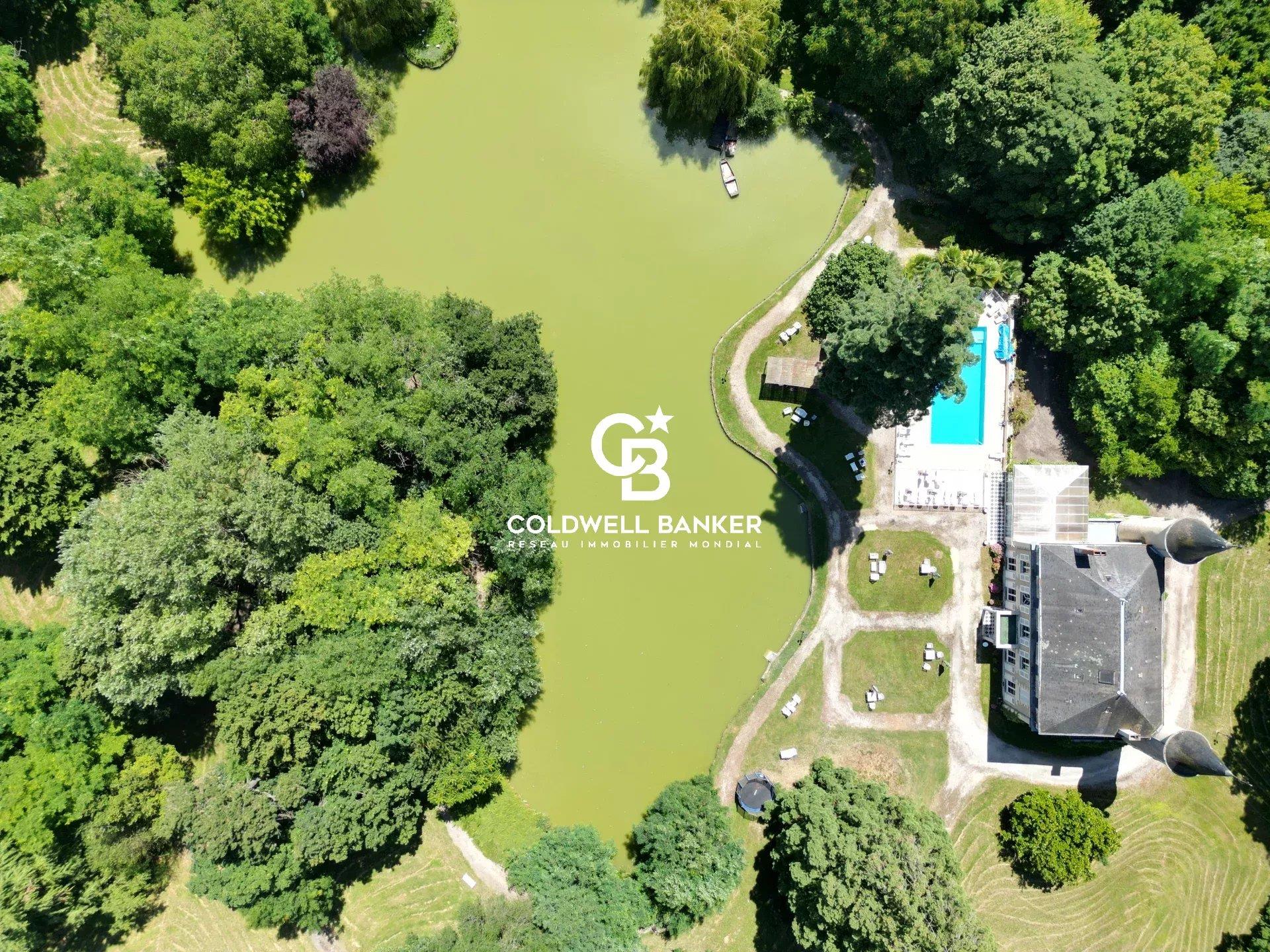 Maison à vendre, 1169m², Tournon-Saint-Pierre