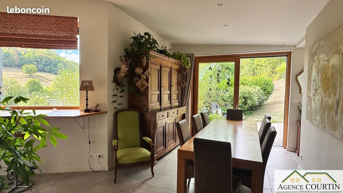 Maison à vendre, 127m², Conliège