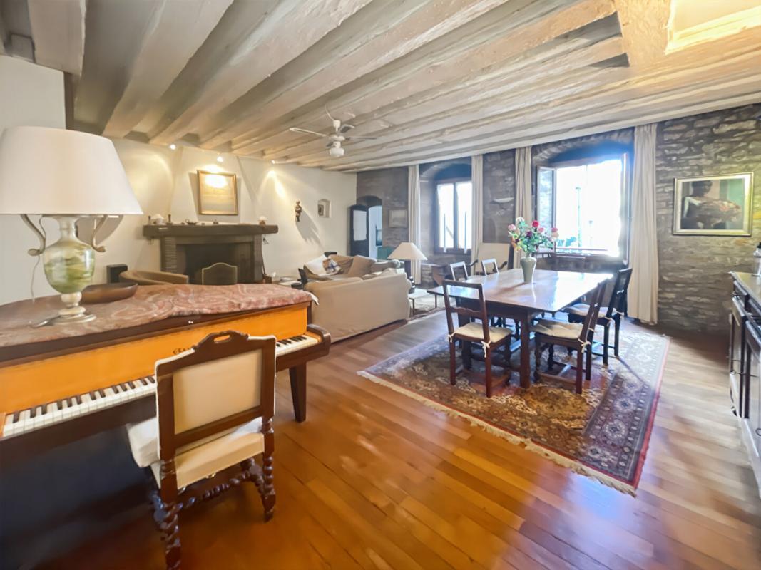 Maison à vendre, 335m², Arbois