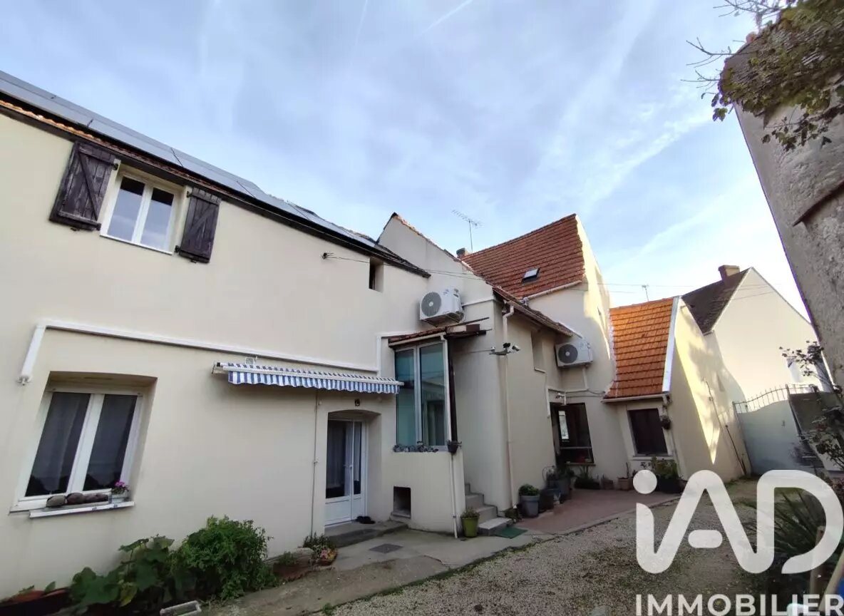 Maison à vendre, 219m², Ouarville