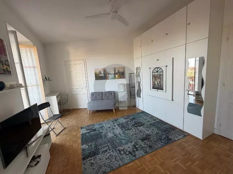 Appartement à louer, 26m², Menton