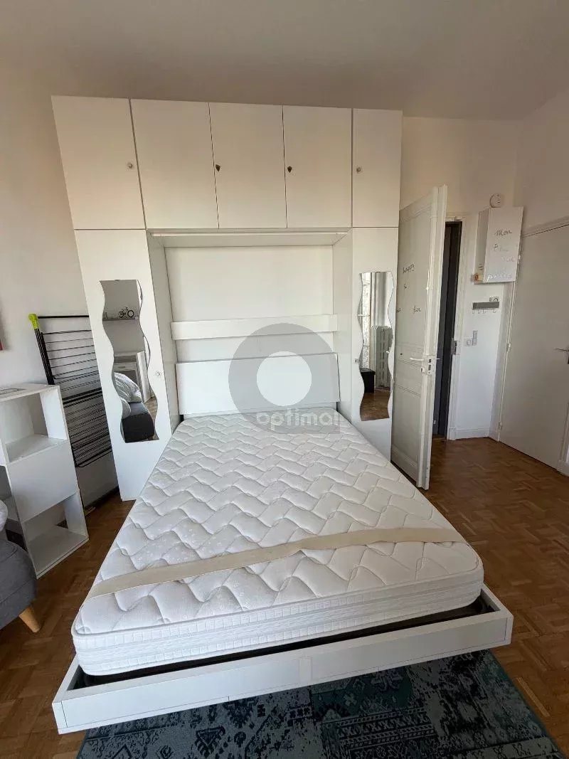 Appartement à louer, 26m², Menton
