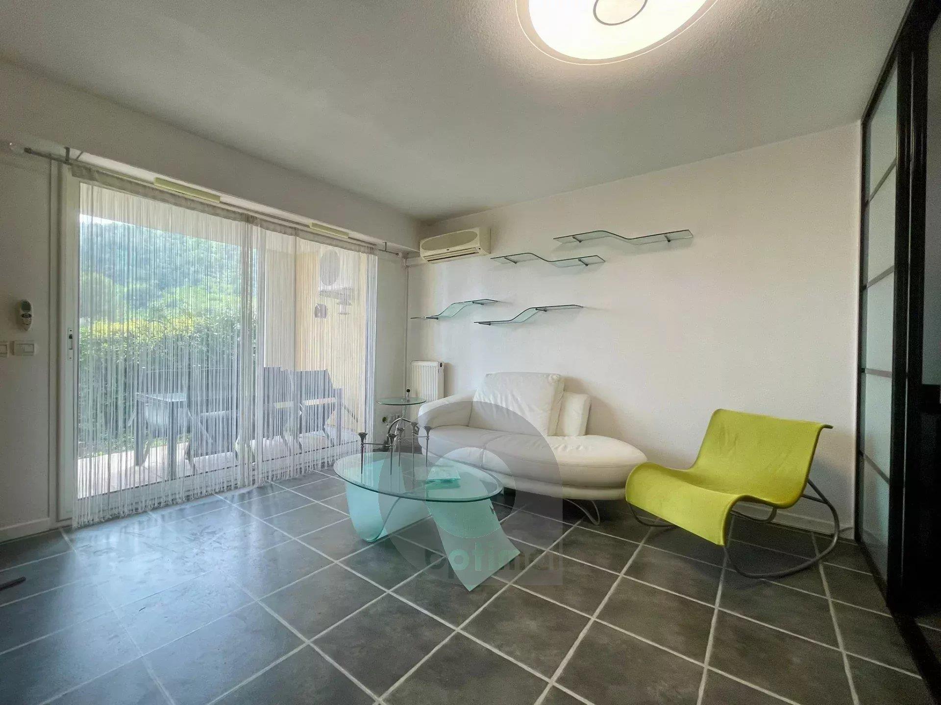 Appartement à vendre, 64m², Eze