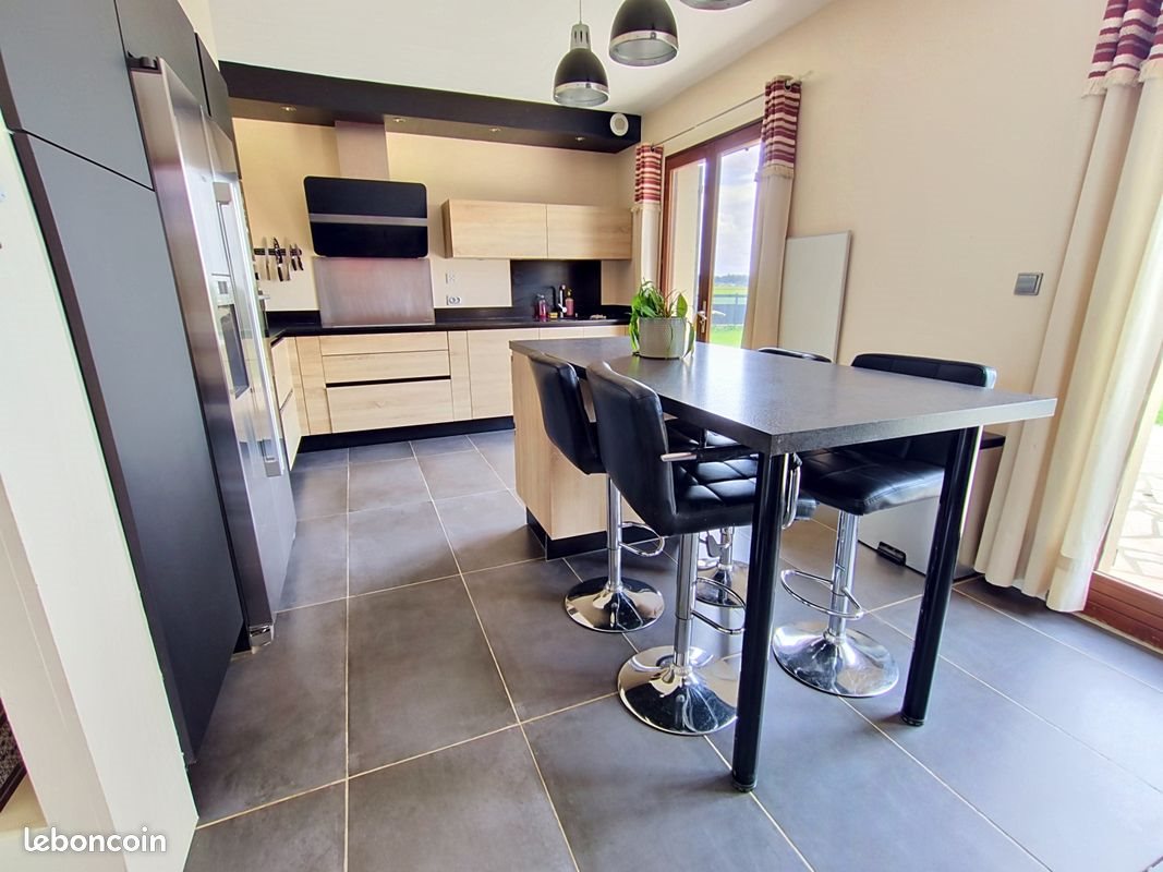 Maison à vendre, 146m², Morgny-la-Pommeraye
