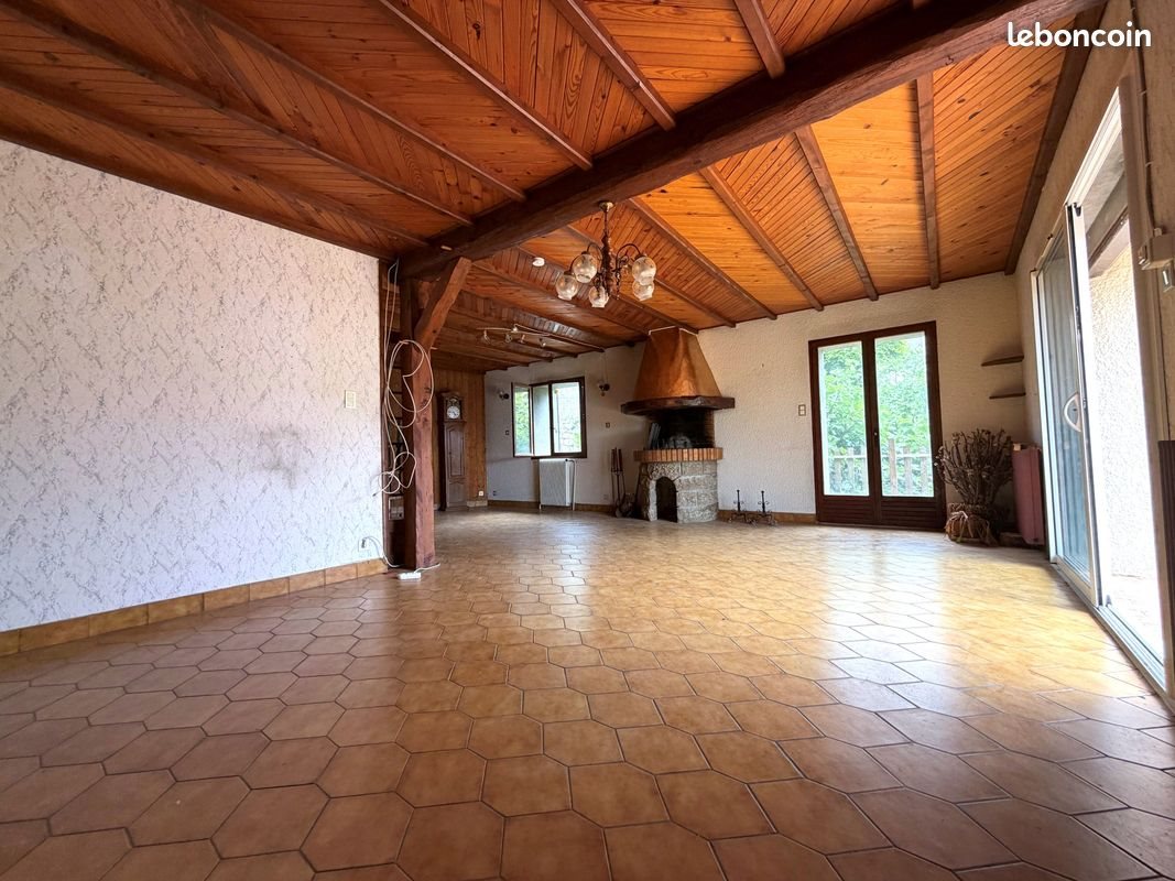 Maison à vendre, 270m², Saint-Nazaire-les-Eymes