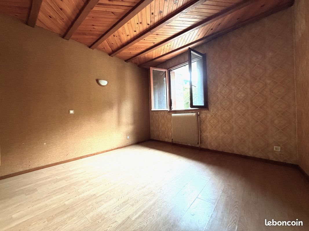 Maison à vendre, 270m², Saint-Nazaire-les-Eymes
