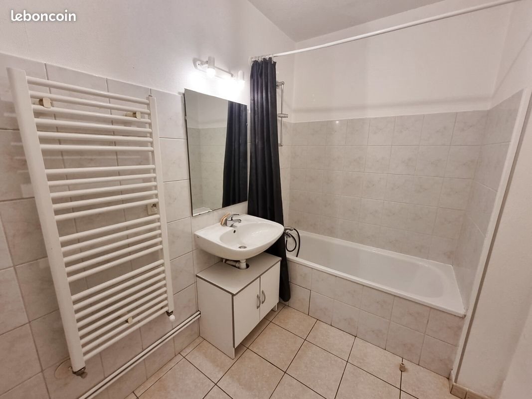 Appartement à louer, 28m², Grenoble