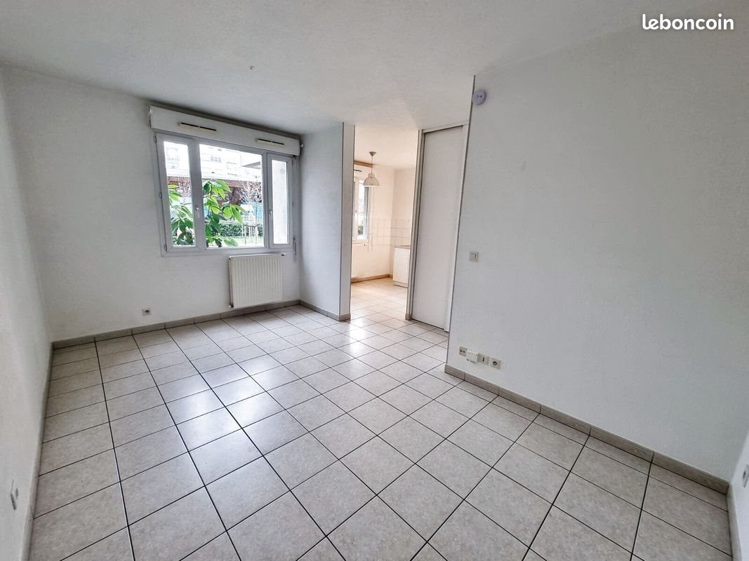 Appartement à louer, 28m², Grenoble