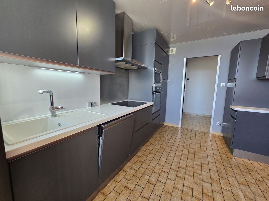 Appartement à vendre, 92m², Seyssins