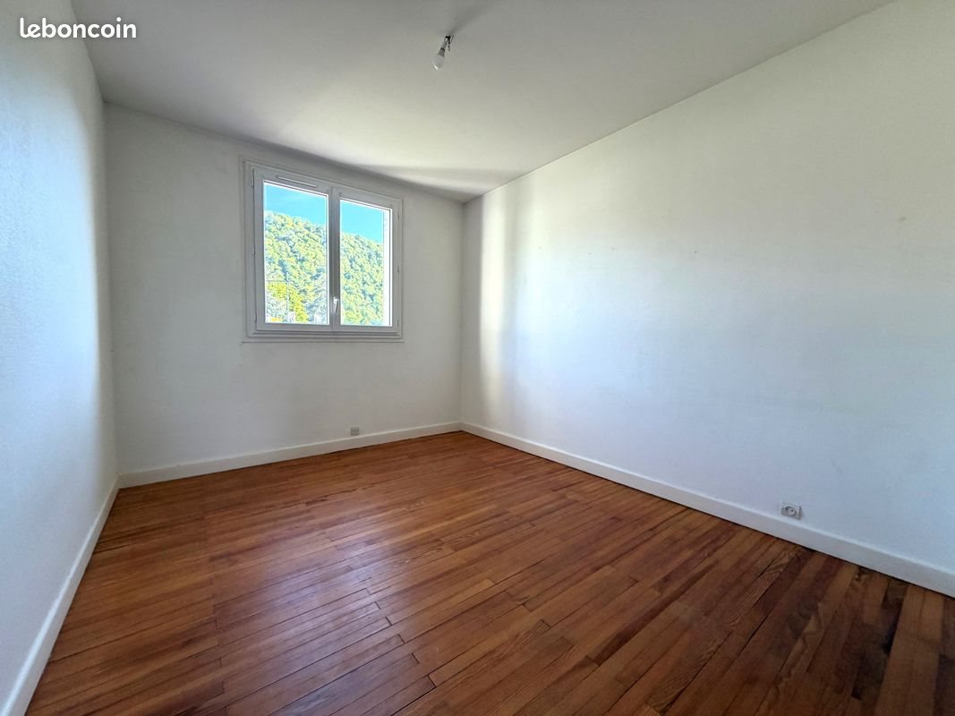 Appartement à vendre, 61m², Gières
