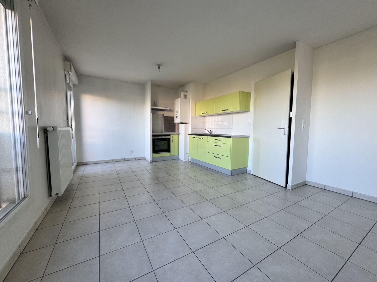 Appartement à louer, 32m², Vénissieux