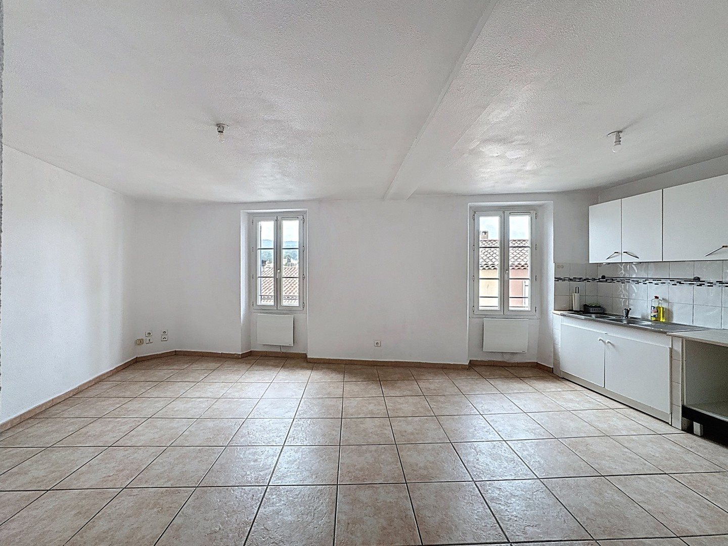Appartement à vendre, 56m², Trets