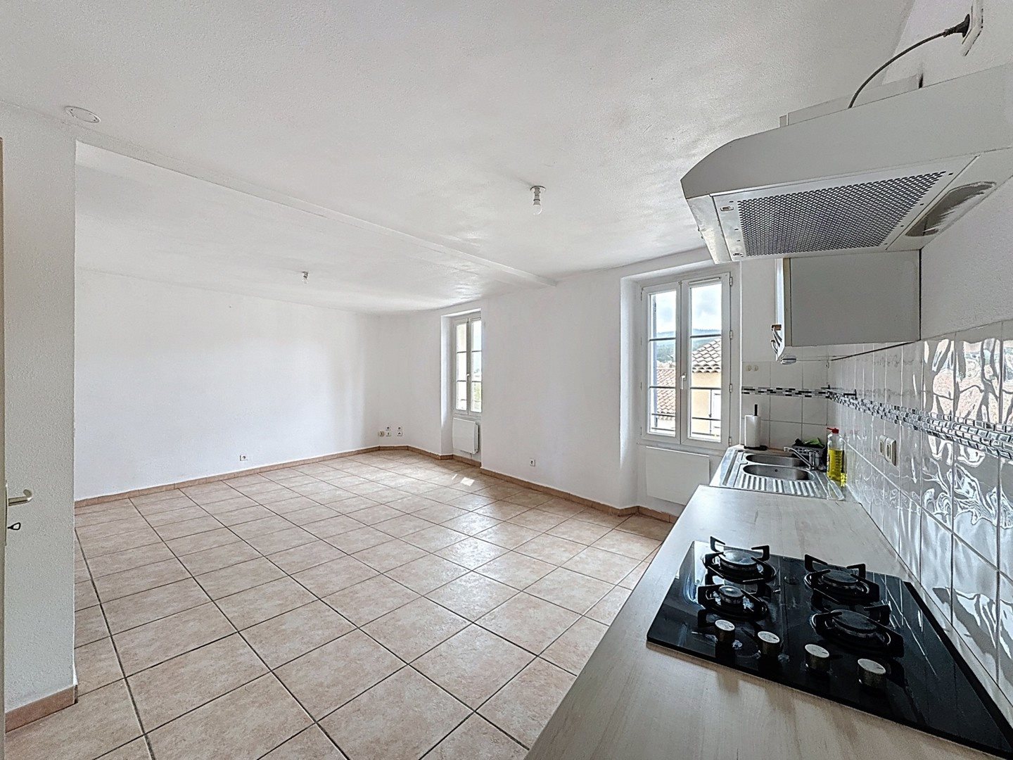 Appartement à vendre, 56m², Trets