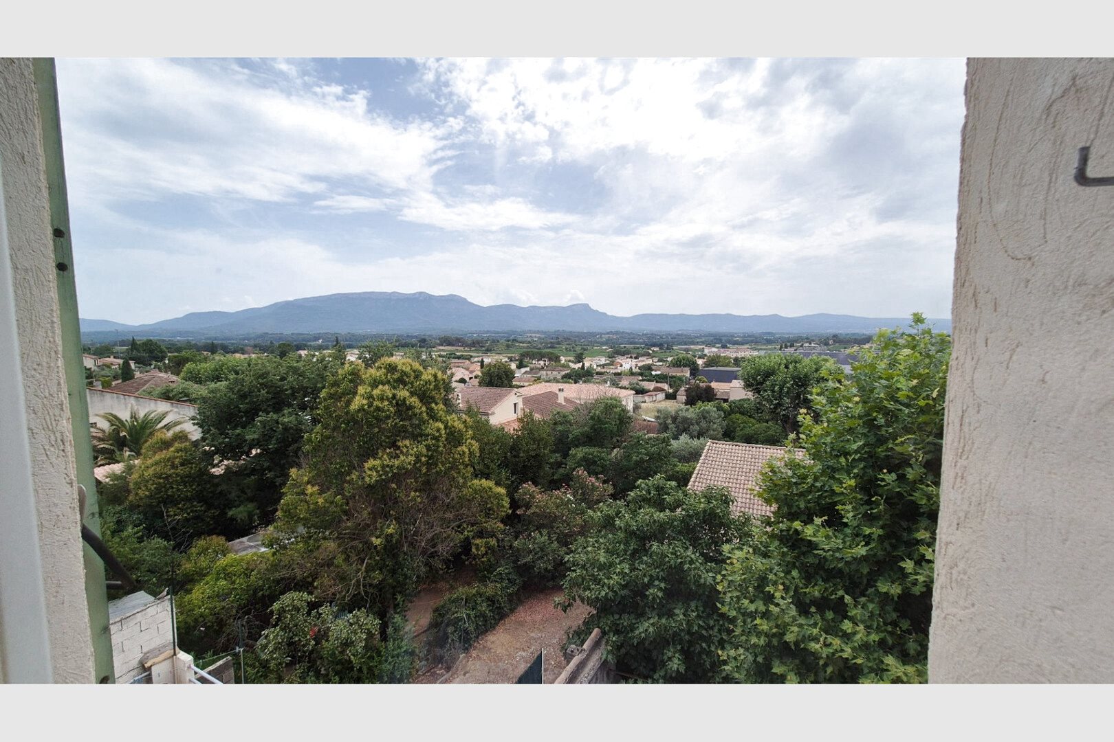 Appartement à vendre, 65m², Pourrières
