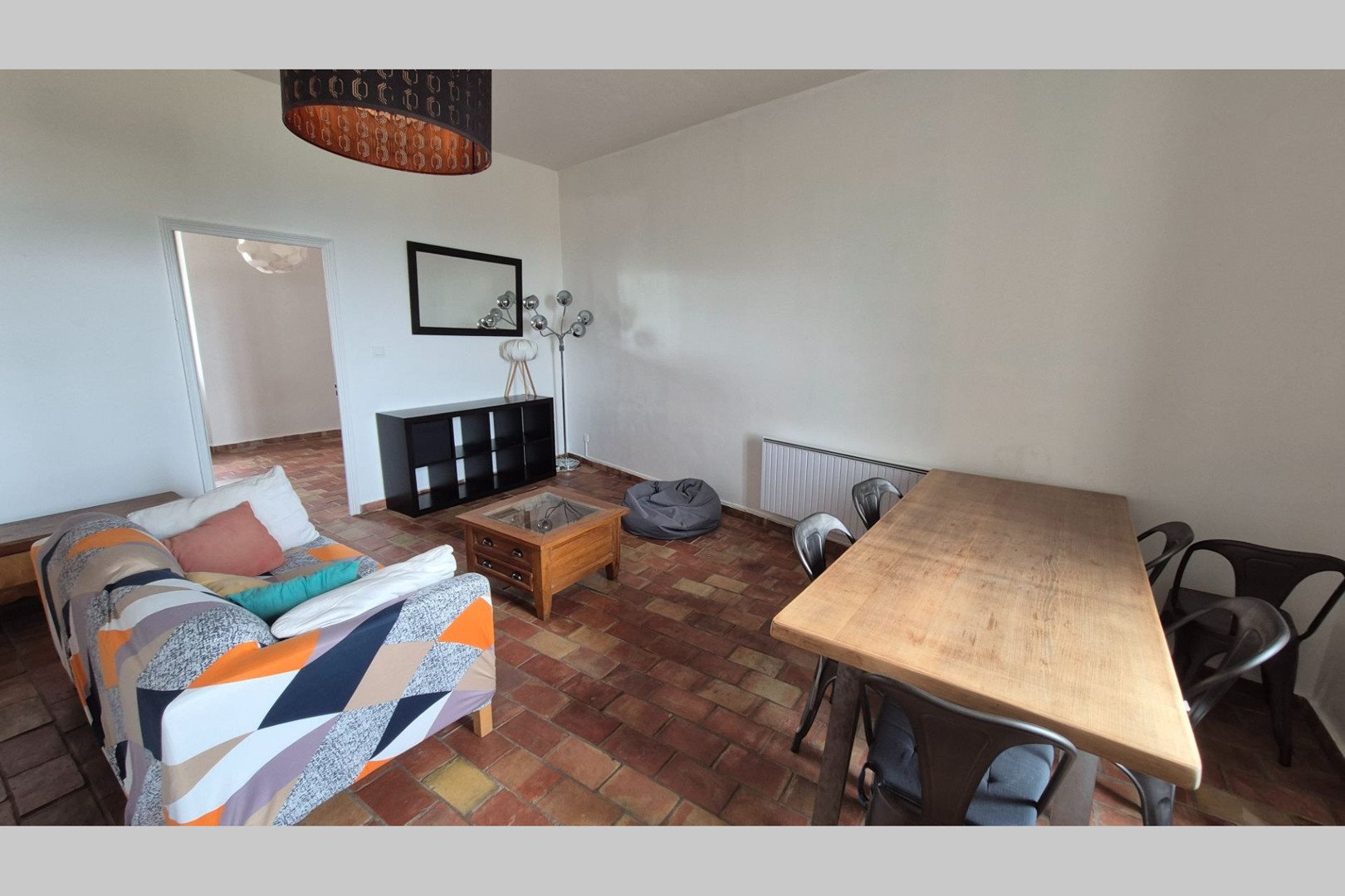 Appartement à vendre, 65m², Pourrières