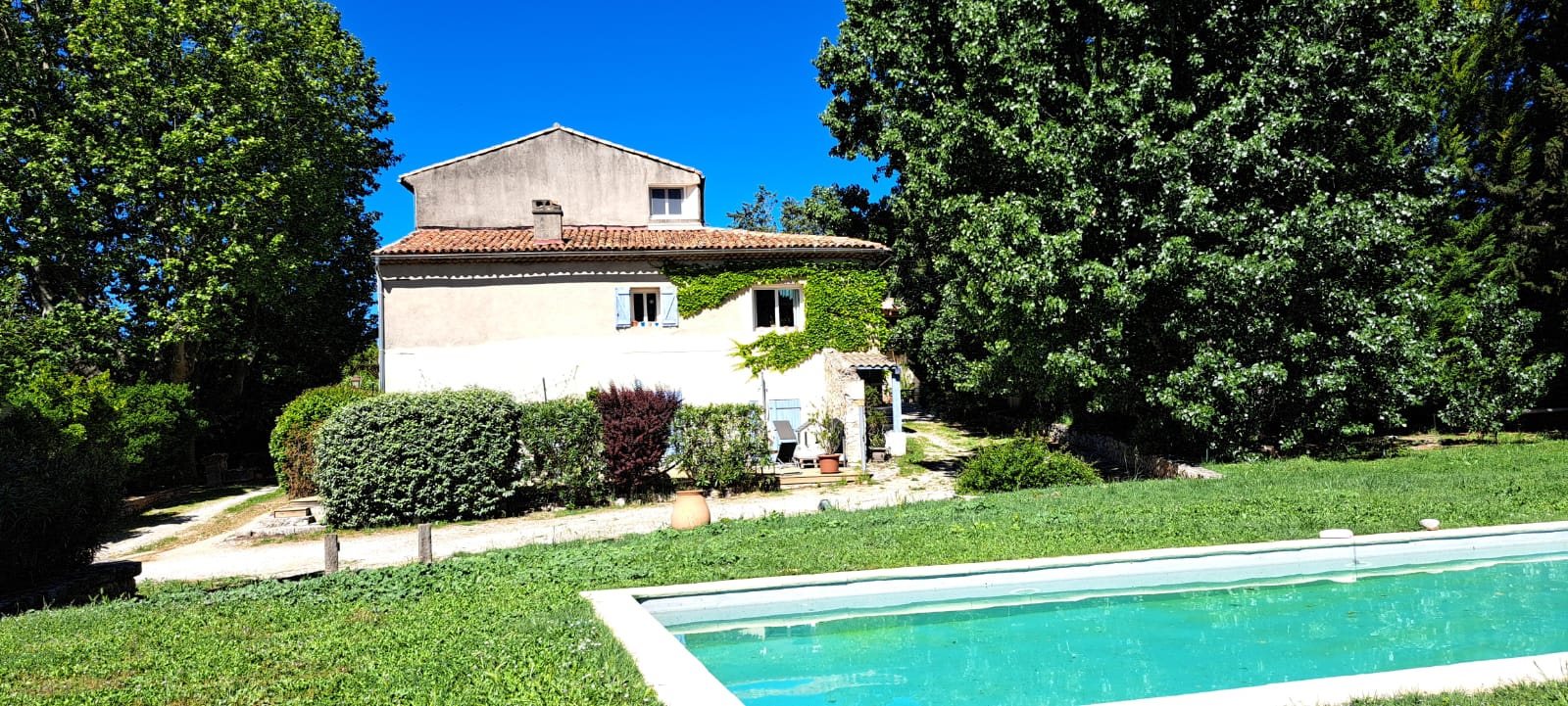 Appartement à vendre, 72m², Le Tholonet