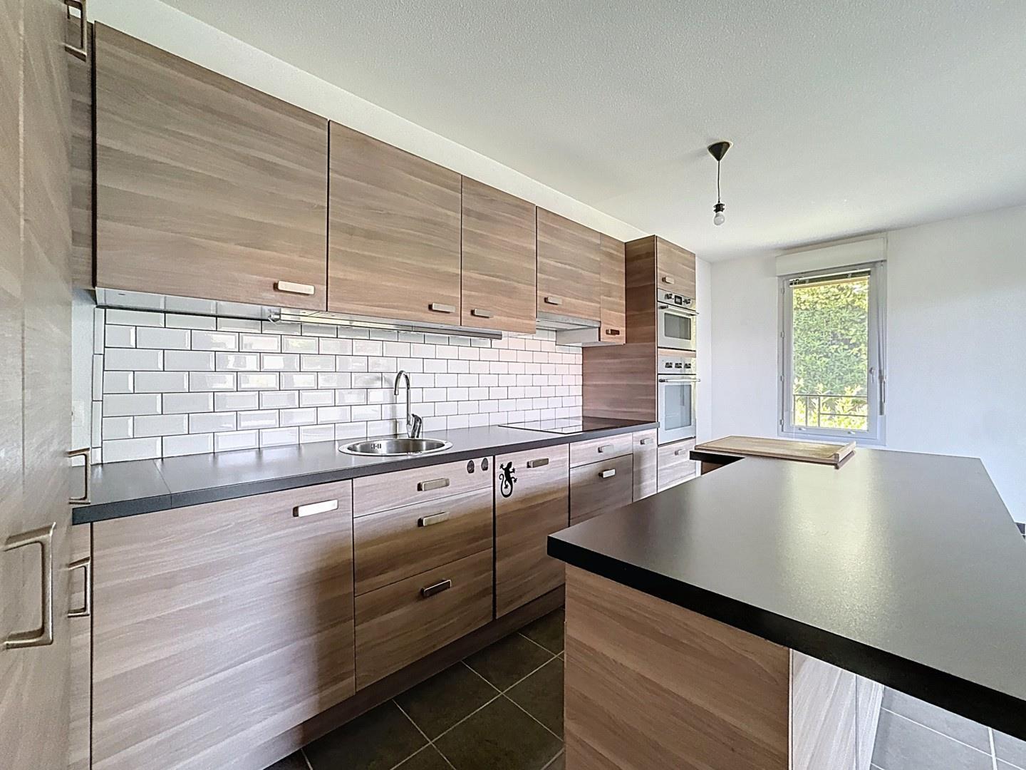 Appartement à vendre, 55m², Trets