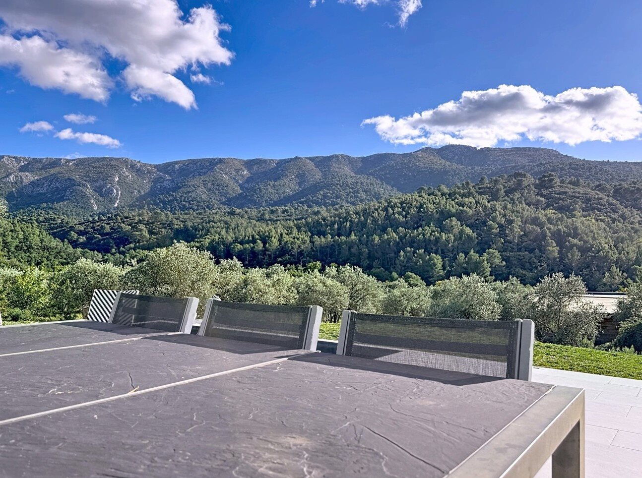 Maison à vendre, 174m², Vauvenargues