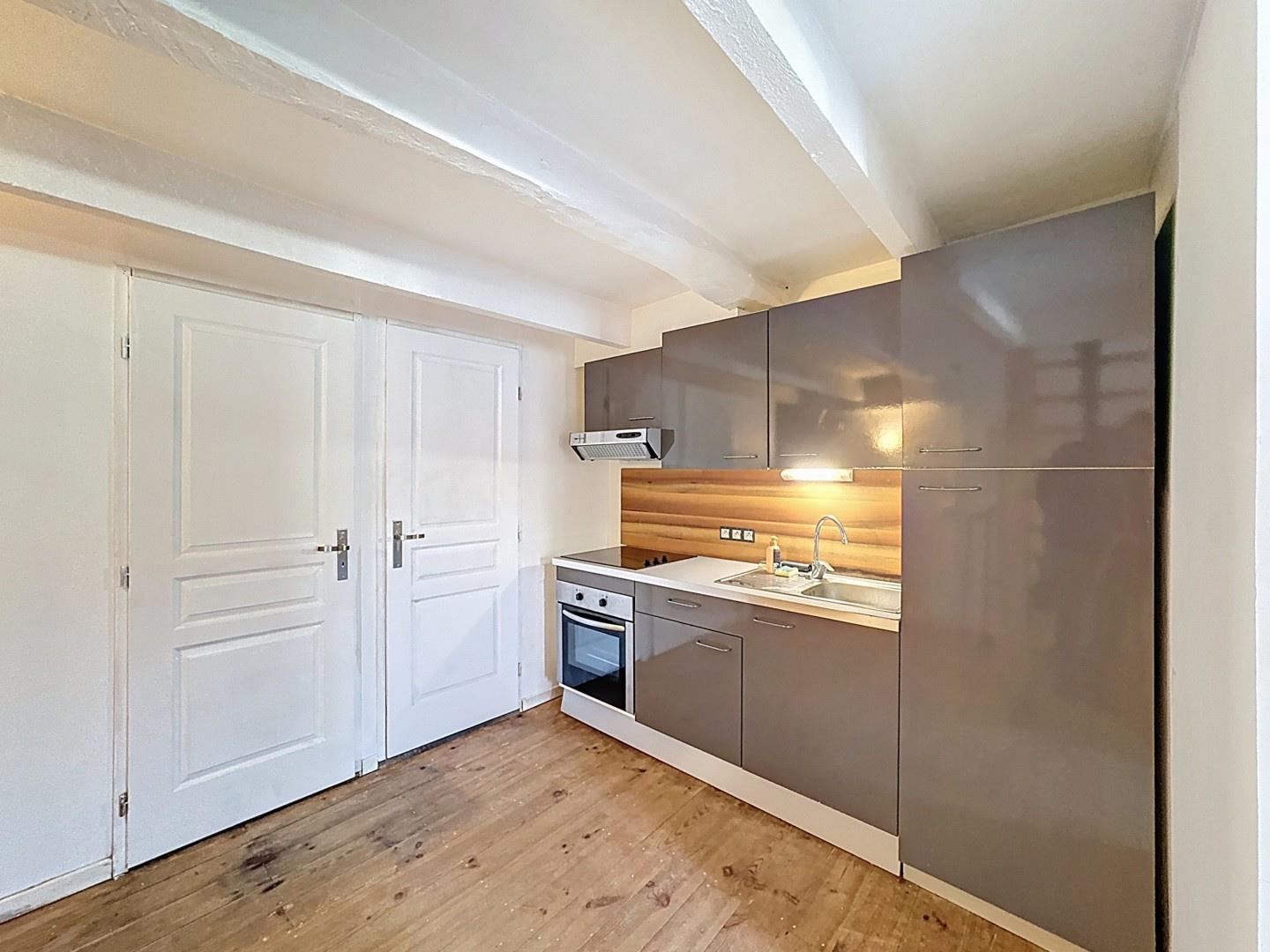 Appartement à vendre, 53m², Trets